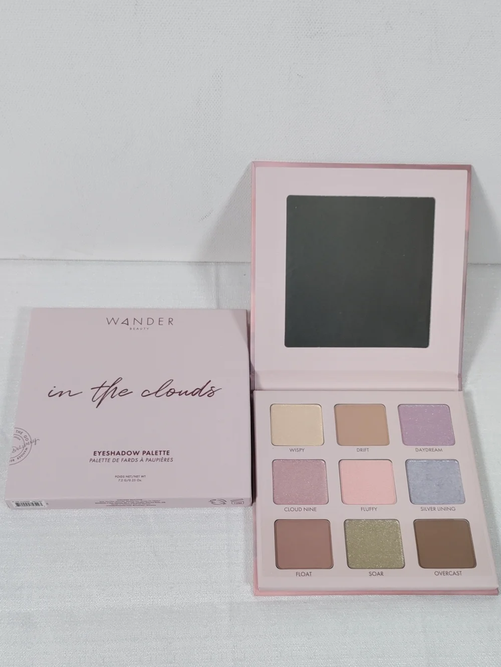I096 Wander Beauty In The Clouds Eyeshadow Palette